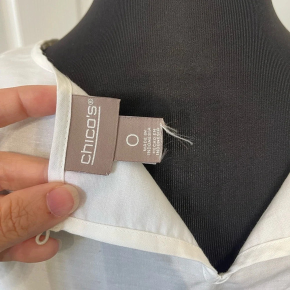 Chico’s Eyelet Lace White Blouse Shirt Size 0 US size Small (4-6) 3/4 Sleeve - Picture 4 of 6